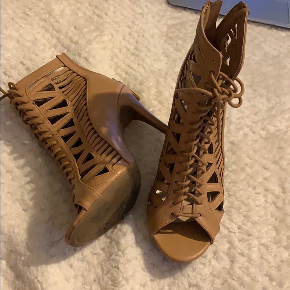 Hugh heel sandals